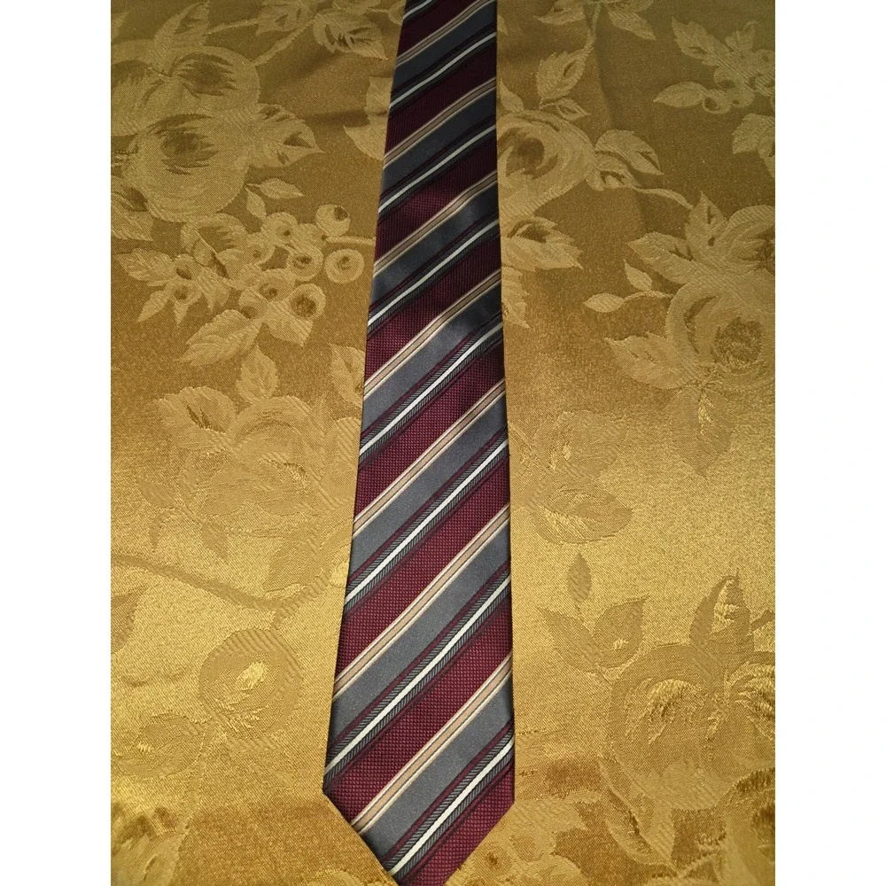 Croft & Barrow Mens Necktie Burgundy Grey Gold Diagonal Striped Polyester Tie